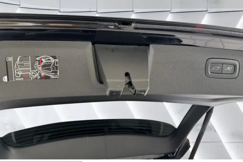 Volvo XC90 din 2025 cu 27.750 km - oferta VOL250006 - foto 15