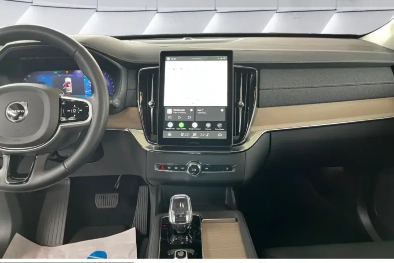 Volvo XC90 din 2025 cu 23.999 km - oferta VOL250007 - foto 9