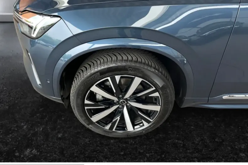Volvo XC90 din 2025 cu 23.999 km - oferta VOL250007 - foto 17