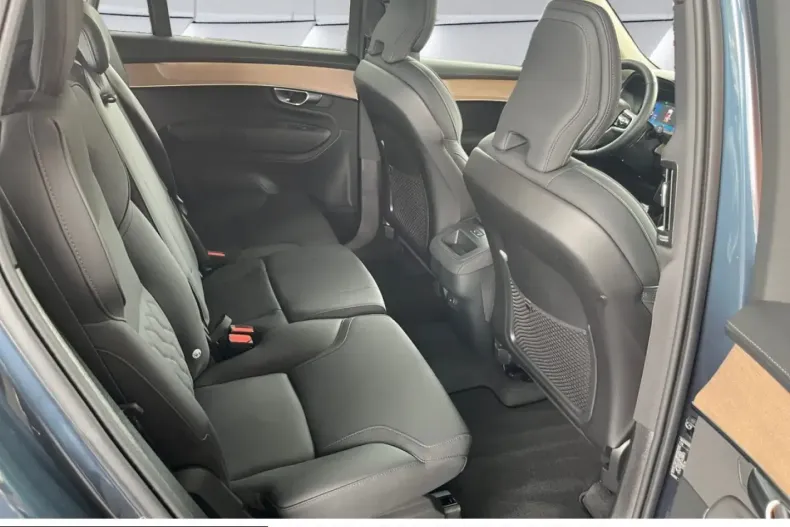 Volvo XC90 din 2025 cu 23.999 km - oferta VOL250007 - foto 21