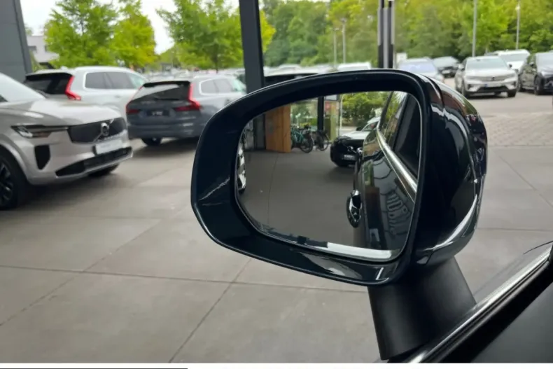 Volvo XC90 din 2025 cu 23.999 km - oferta VOL250007 - foto 31
