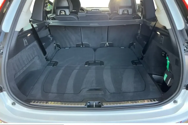 Volvo XC90 din 2025 cu 22.550 km - oferta VOL250009 - foto 13