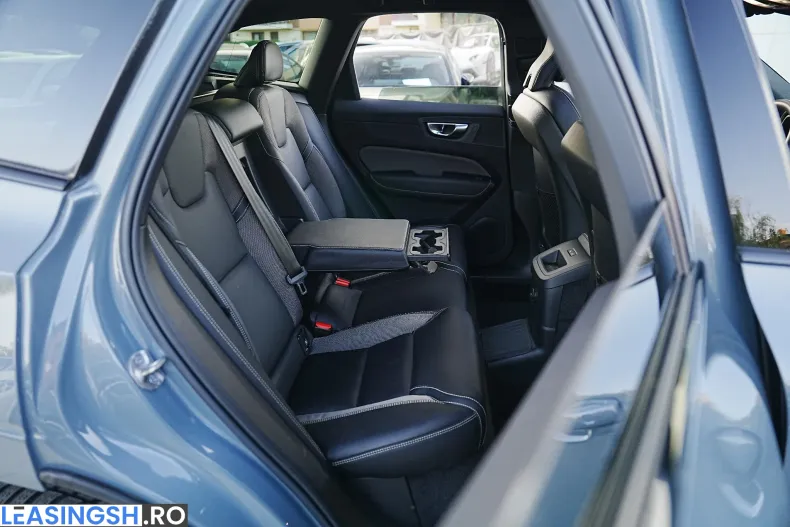 Volvo XC60 din 2023 cu 78.000 km - oferta VOL250016 - foto 19
