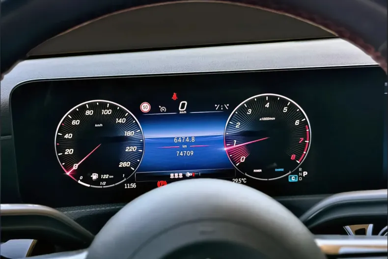 Mercedes-Benz A 200 (Clasa A) din 2022 cu 74.800 km - oferta MER250019 - foto 18