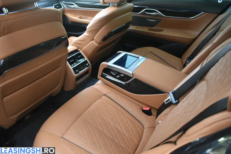 BMW 730 (Seria 7) din 2020 cu 136.598 km - oferta BMW250024 - foto 38