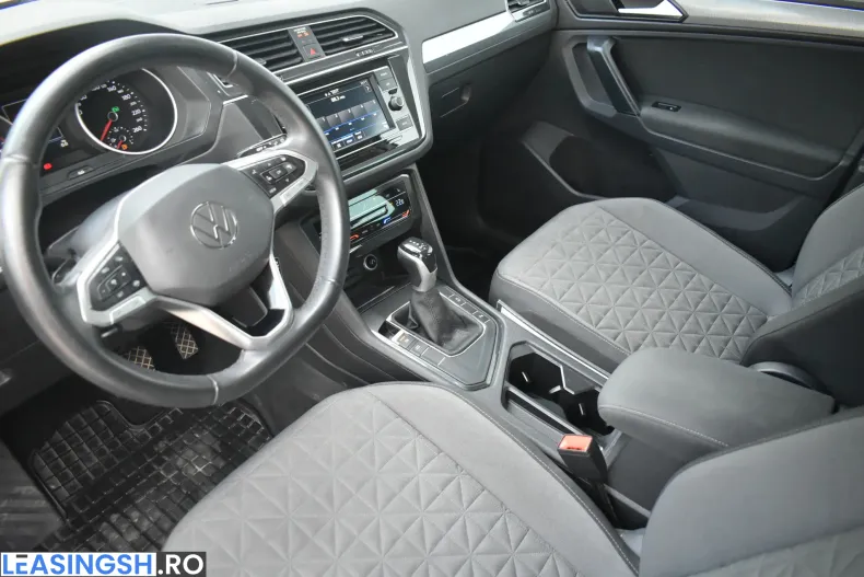 Volkswagen Tiguan din 2022 cu 52.504 km - oferta VOL250029 - foto 6