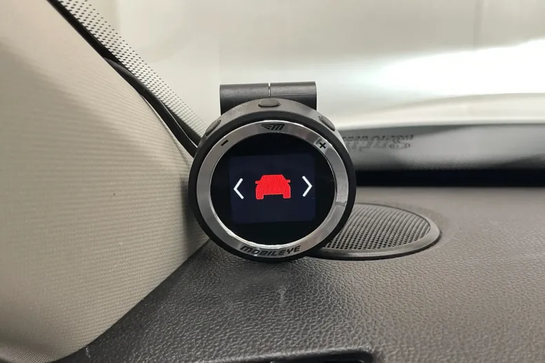 Dacia Duster din 2023 cu 46.697 km - oferta DAC250034 - foto 25