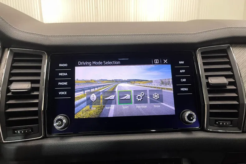 Skoda Kodiaq din 2022 cu 99.498 km - oferta SKO250038 - foto 14