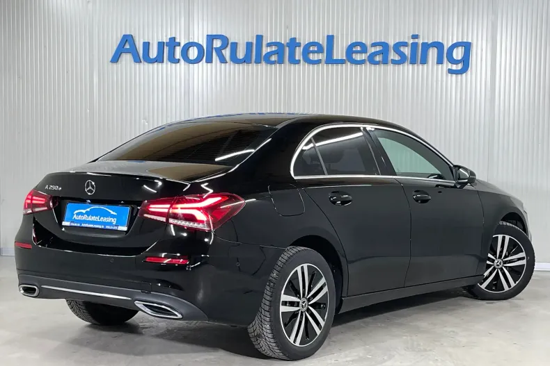 Mercedes-Benz A 250 (Clasa A) din 2021 cu 67.952 km - oferta MER250042 - foto 3
