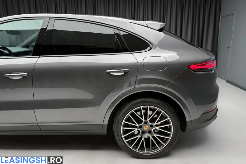 Porsche Cayenne din 2022 cu 60.138 km - oferta POR250045 - foto 8