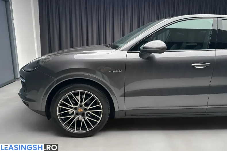 Porsche Cayenne din 2022 cu 60.138 km - oferta POR250045 - foto 9