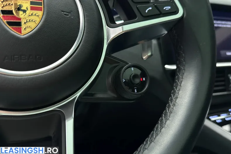 Porsche Cayenne din 2022 cu 60.138 km - oferta POR250045 - foto 33
