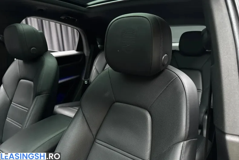 Porsche Cayenne din 2022 cu 60.138 km - oferta POR250045 - foto 35