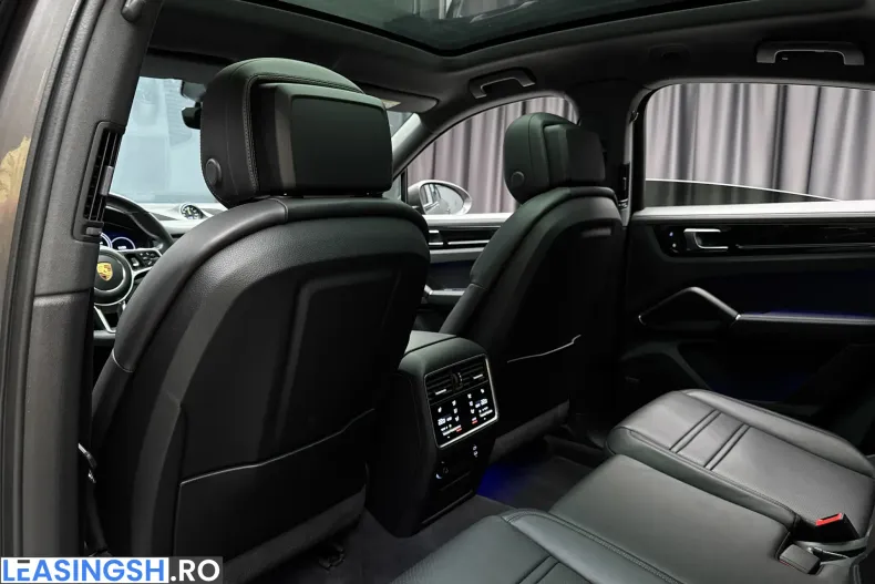 Porsche Cayenne din 2022 cu 60.138 km - oferta POR250045 - foto 38