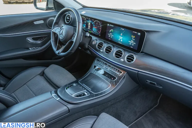 Mercedes-Benz E 220 (Clasa E) din 2022 cu 96.172 km - oferta MER250051 - foto 9