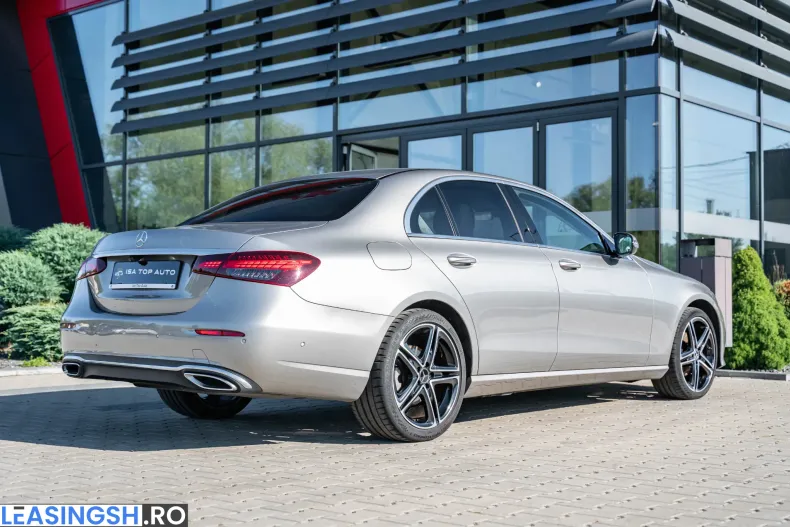 Mercedes-Benz E 220 (Clasa E) din 2022 cu 96.172 km - oferta MER250051 - foto 15