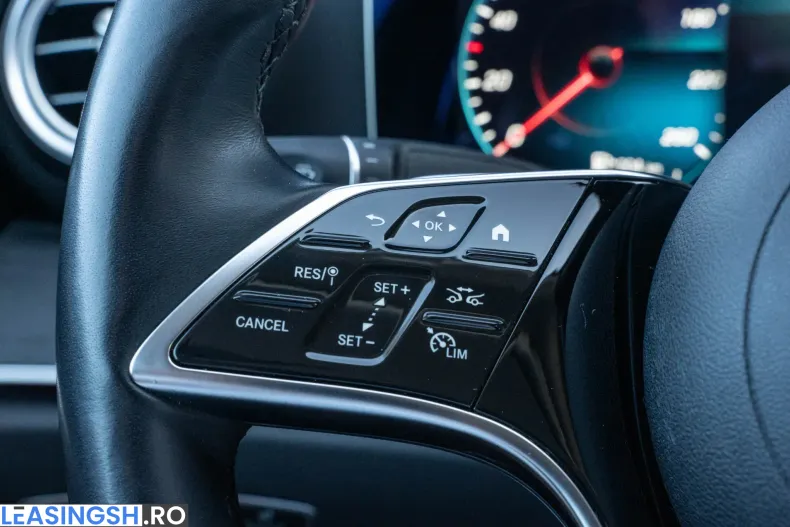 Mercedes-Benz E 220 (Clasa E) din 2022 cu 96.172 km - oferta MER250051 - foto 22
