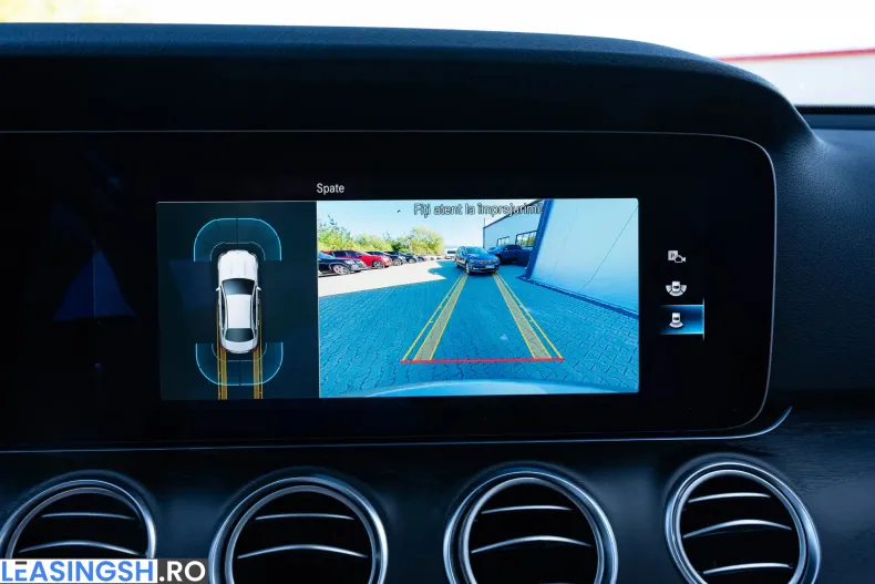 Mercedes-Benz E 220 (Clasa E) din 2022 cu 96.172 km - oferta MER250051 - foto 30