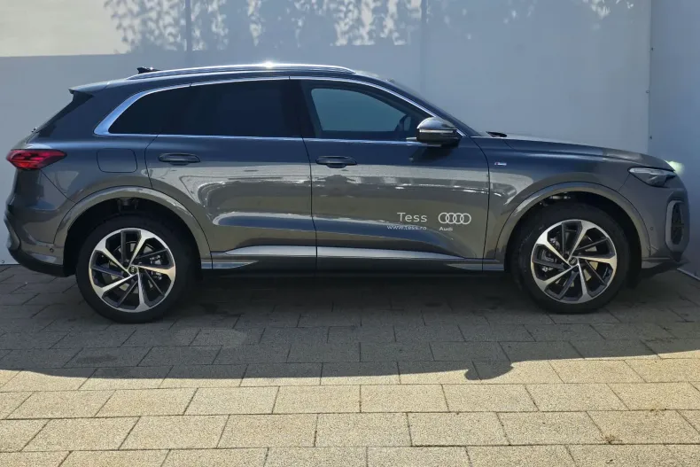 Audi Q5 din 2025 cu 4.531 km - oferta AUD250053 - foto 7