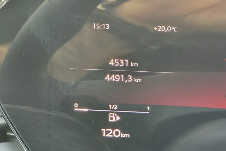 Audi Q5 din 2025 cu 4.531 km - oferta AUD250053 - foto 12