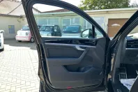 Volkswagen Touareg din 2022 cu 78.697 km - oferta VOL250054 - foto 21