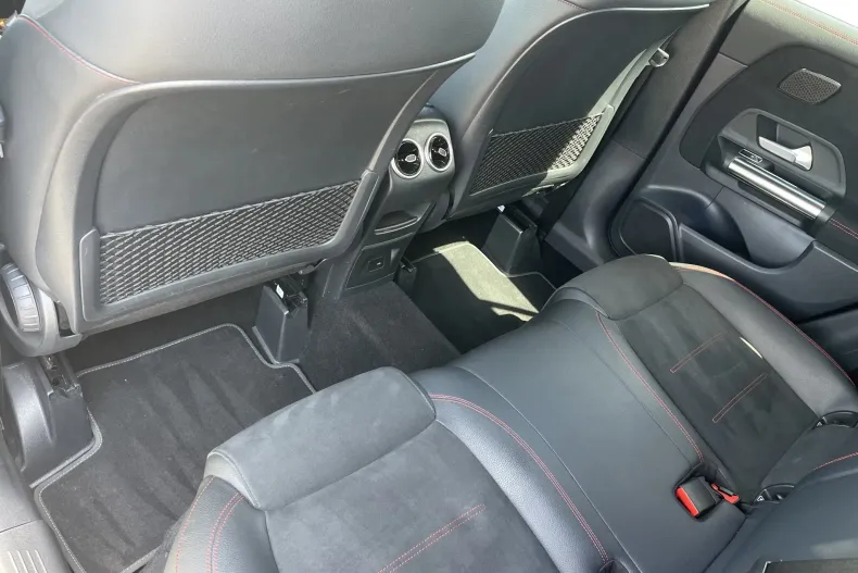 Mercedes-Benz GLA 35 AMG (Clasa GLA) din 2021 cu 75.327 km - oferta MER250081 - foto 21