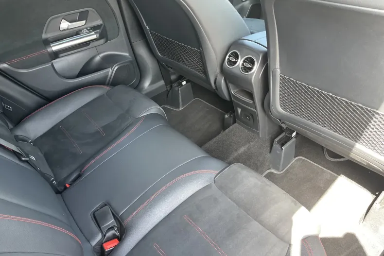 Mercedes-Benz GLA 35 AMG (Clasa GLA) din 2021 cu 75.327 km - oferta MER250081 - foto 28
