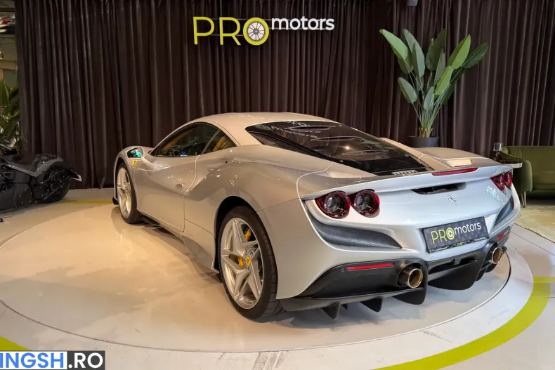 Ferrari F8 din 2021 cu 9.500 km - oferta FER250085 - foto 10