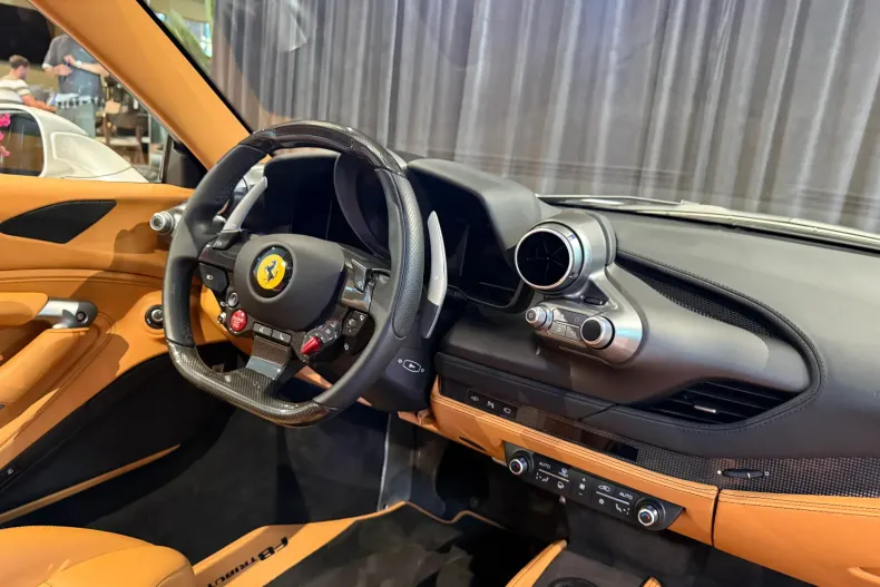 Ferrari F8 din 2021 cu 9.500 km - oferta FER250085 - foto 36