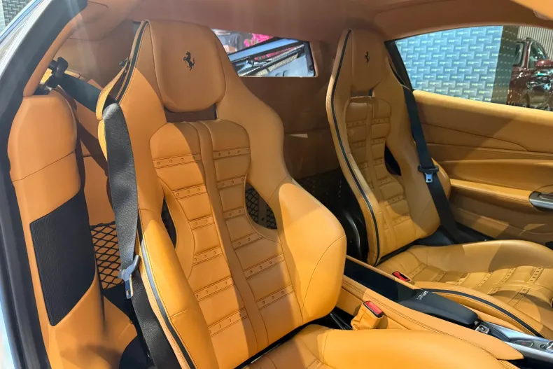 Ferrari F8 din 2021 cu 9.500 km - oferta FER250085 - foto 39