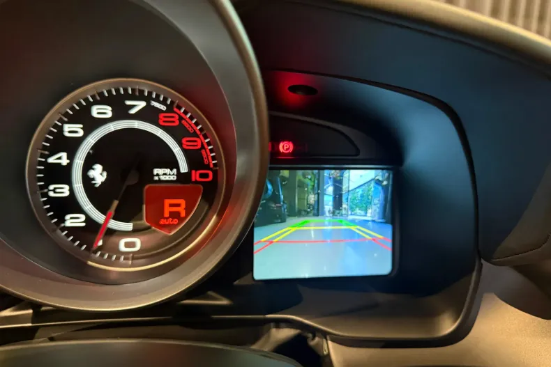 Ferrari F8 din 2021 cu 9.500 km - oferta FER250085 - foto 40