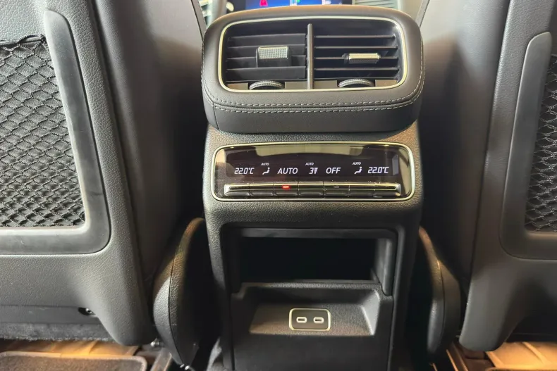 Mercedes-Benz GLE 53 AMG (Clasa GLE) din 2025 cu 24.519 km - oferta MER250088 - foto 19