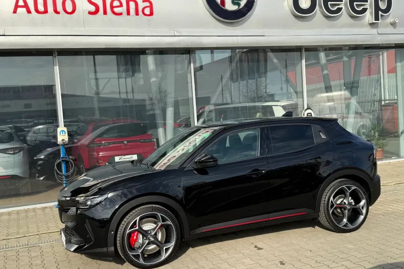 Alfa Romeo Junior din 2026 cu 1 km - oferta ALF250090 - foto 3