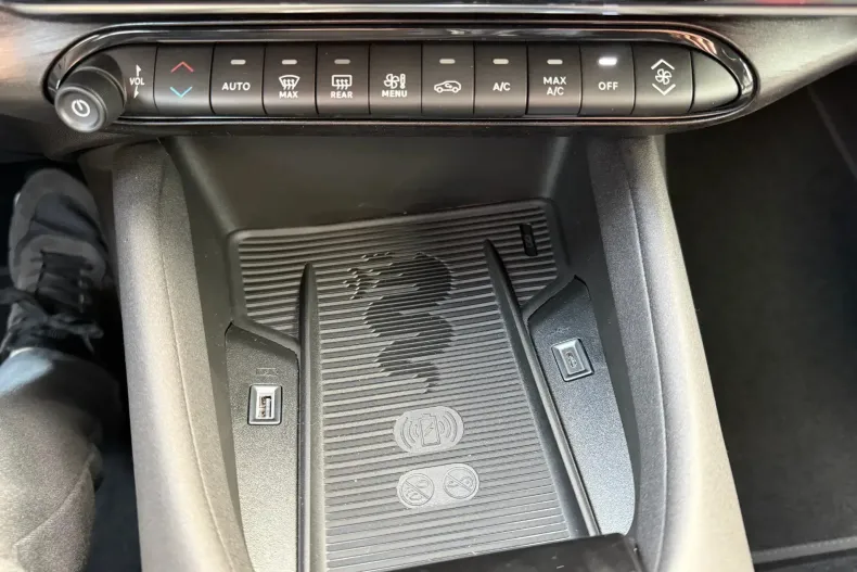 Alfa Romeo Junior din 2026 cu 1 km - oferta ALF250090 - foto 31