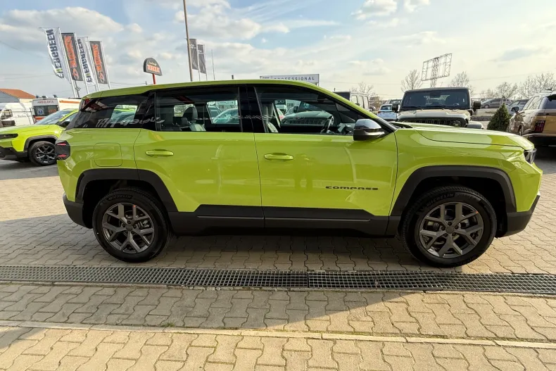 Jeep Compass din 2026 cu 1 km - oferta JEE250091 - foto 7