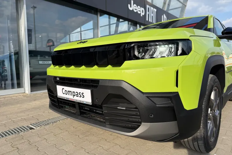 Jeep Compass din 2026 cu 1 km - oferta JEE250091 - foto 10