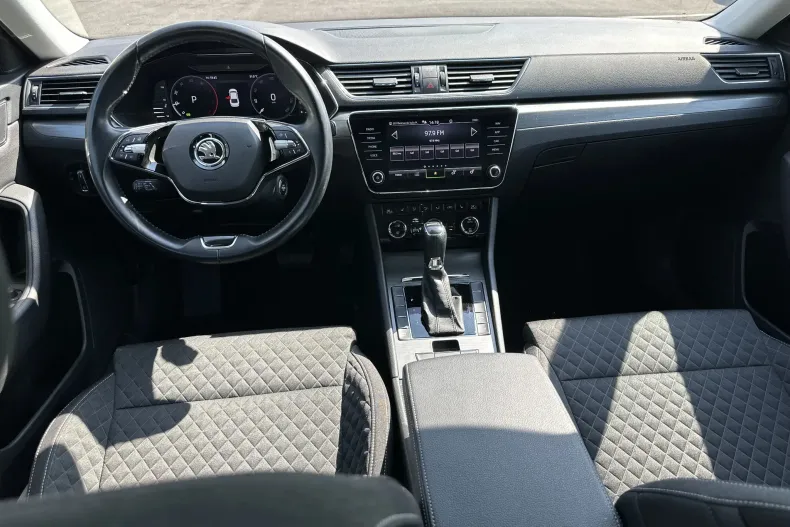 Skoda Superb din 2022 cu 109.494 km - oferta SKO250093 - foto 9