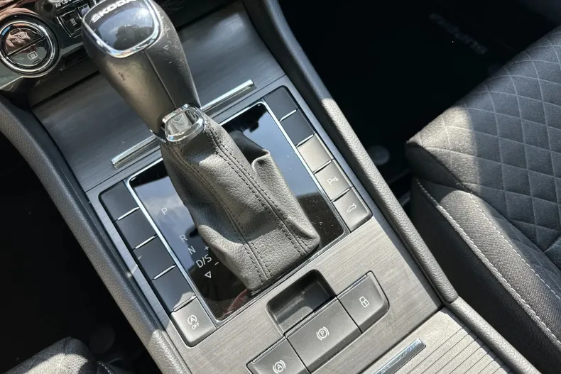 Skoda Superb din 2022 cu 109.494 km - oferta SKO250093 - foto 18