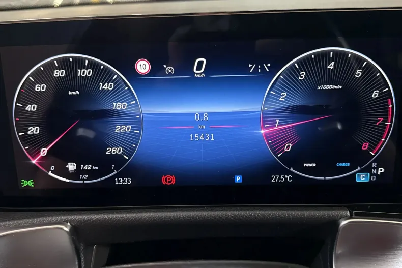 Mercedes-Benz GLB 220 (Clasa GLB) din 2025 cu 15.431 km - oferta MER250095 - foto 9