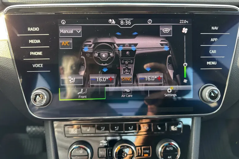 Skoda Superb din 2022 cu 106.210 km - oferta SKO250109 - foto 28