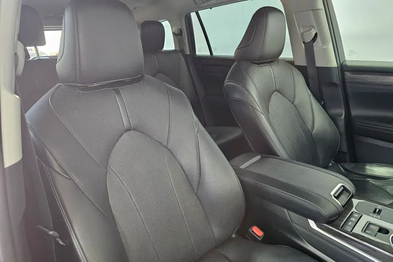 Toyota Highlander din 2021 cu 87.055 km - oferta TOY250113 - foto 35