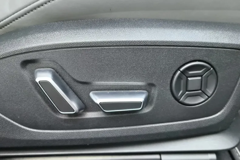 Audi A6 din 2024 cu 45.000 km - oferta AUD250114 - foto 23