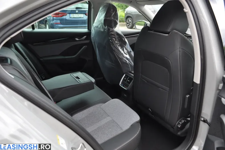 Skoda Octavia din 2026 cu 6 km - oferta SKO250124 - foto 20