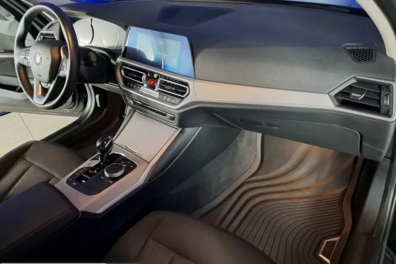 BMW 320 (Seria 3) din 2021 cu 55.509 km - oferta BMW250152 - foto 19
