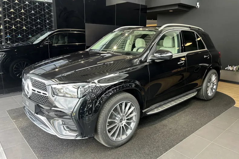 Mercedes-Benz GLE 300 (Clasa GLE) din 2026 cu 19 km - oferta MER250153 - foto 3
