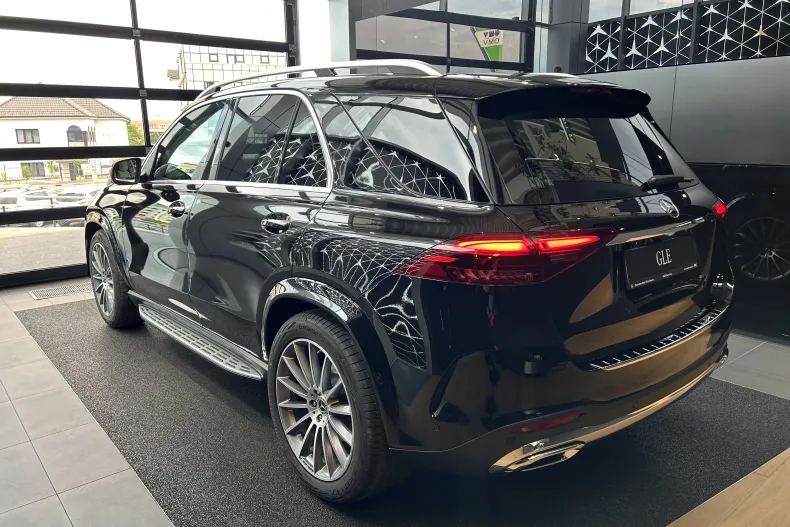 Mercedes-Benz GLE 300 (Clasa GLE) din 2026 cu 19 km - oferta MER250153 - foto 6