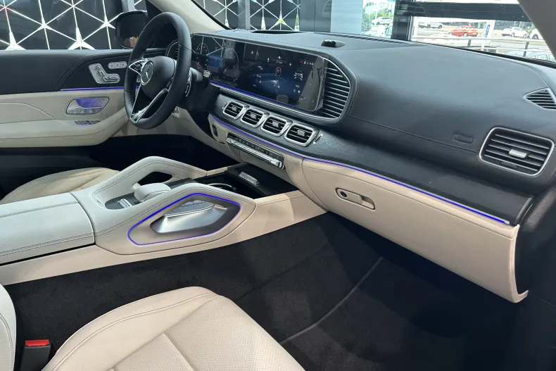 Mercedes-Benz GLE 300 (Clasa GLE) din 2026 cu 19 km - oferta MER250153 - foto 10
