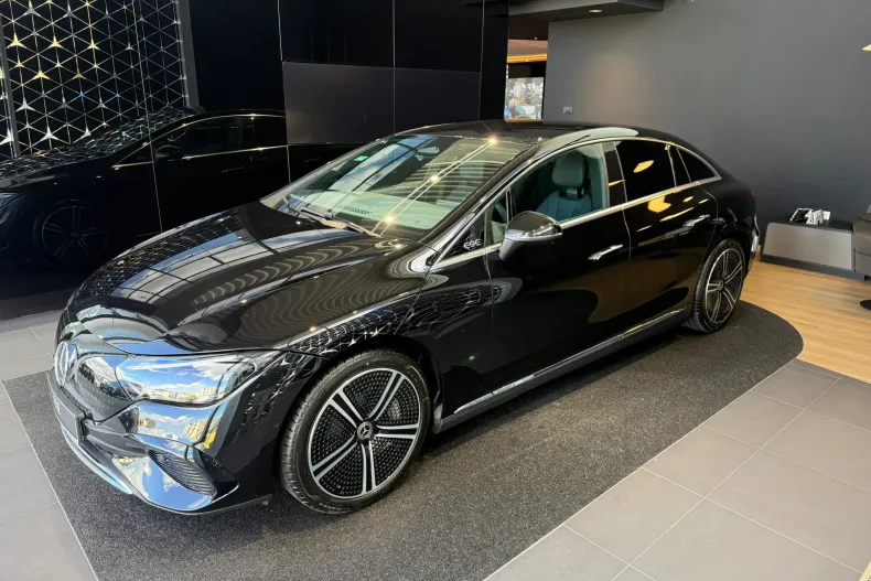 Mercedes-Benz EQE (Clasa E) din 2025 cu 3.000 km - oferta MER250154 - foto 3