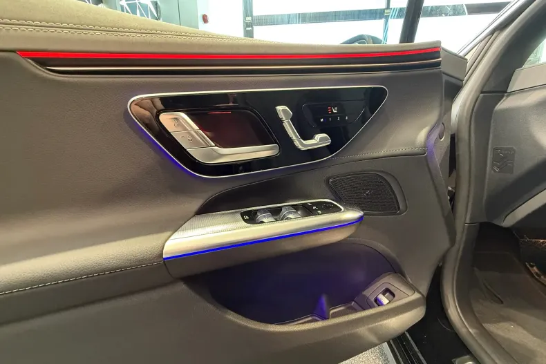 Mercedes-Benz EQE (Clasa E) din 2025 cu 3.000 km - oferta MER250154 - foto 7