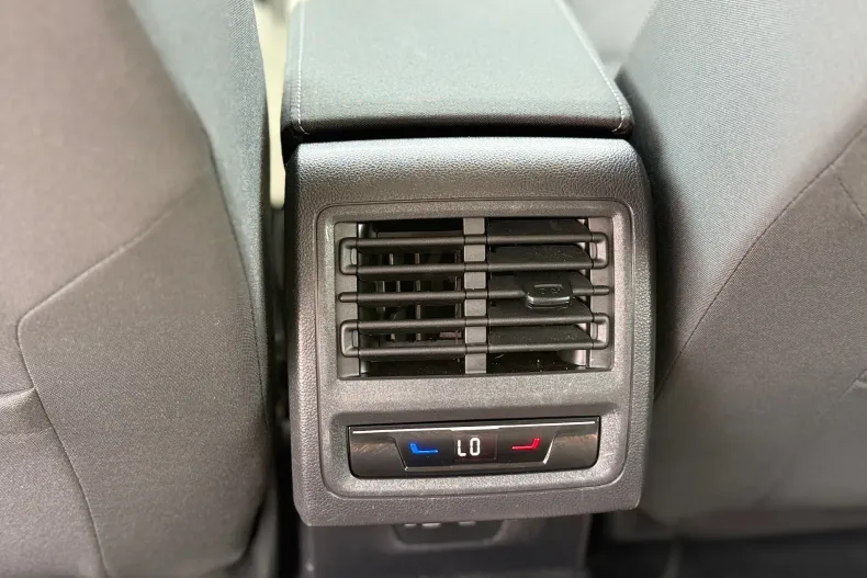 Volkswagen Golf din 2022 cu 169.114 km - oferta VOL250159 - foto 23